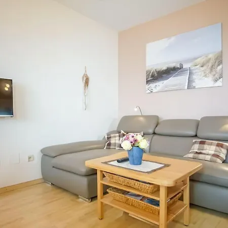 Vier-jahreszeiten-haus-i-wohnung-37 Apartamento Großenbrode
